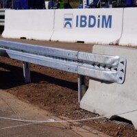 Galeria - test zderzeniowy samochodu osobowego ze stalową barierą drogową - poligon IBOS Inowrocław - ICRASH25