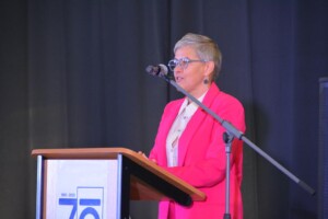 Uczestnicy obchodów jubileuszu IBDiM