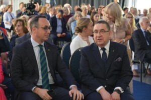 Uczestnicy obchodów jubileuszu IBDiM