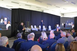 Uczestnicy obchodów jubileuszu IBDiM